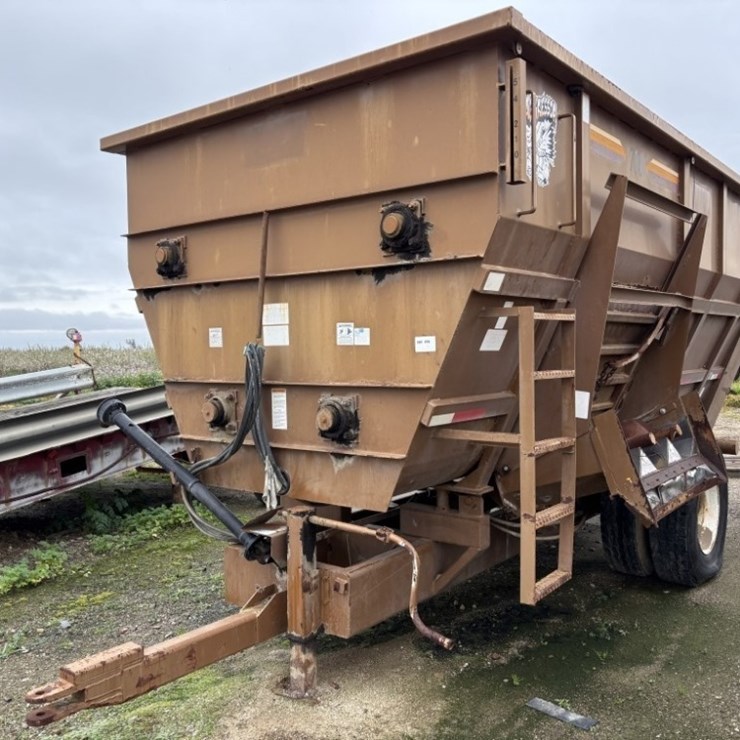 Kirby 705 Towable Horizontal Mixer