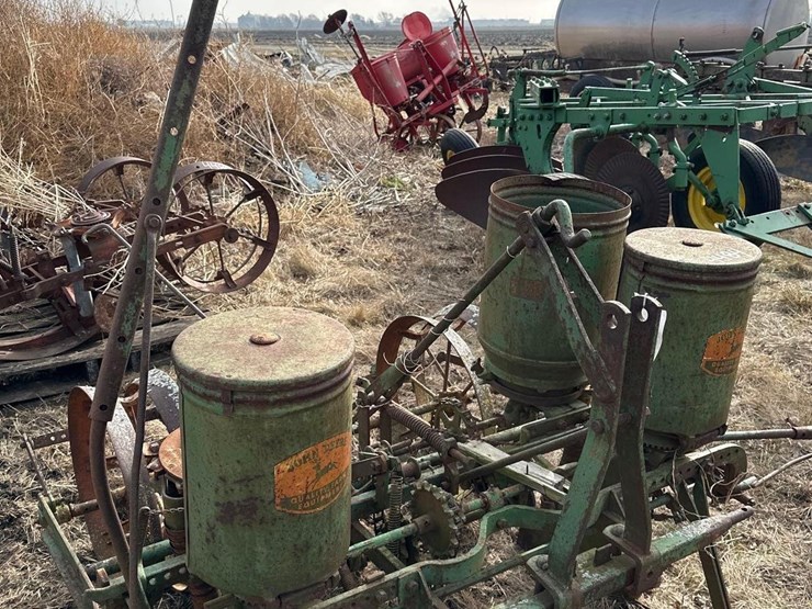 john-deere-2-image-1