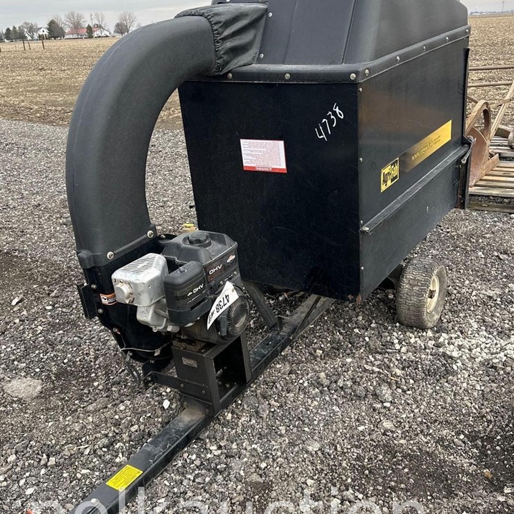 AGRI-FAB YARD VAC (WF)