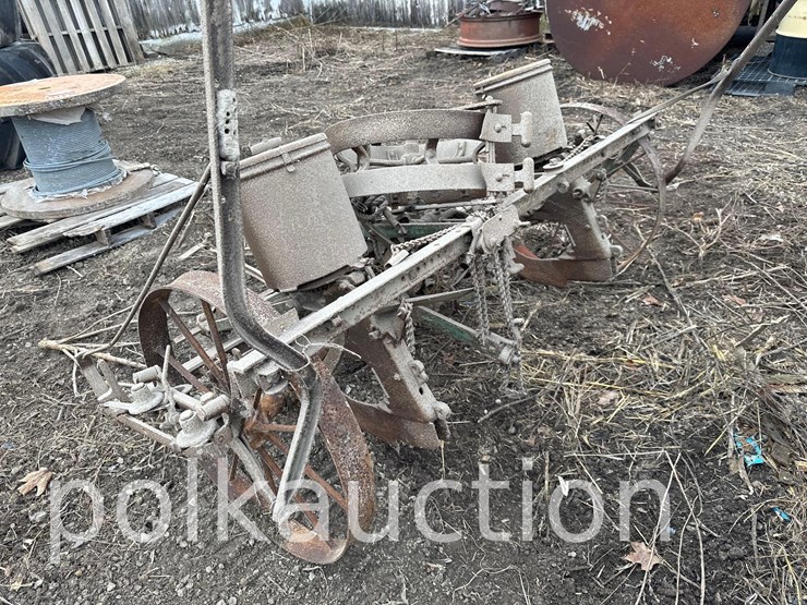 john-deere-2-image-2