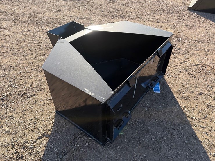 concrete-placement-bucket-image-4