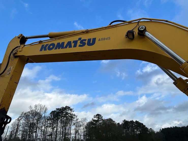 2015-komatsu-pc210-lc-10-image-48