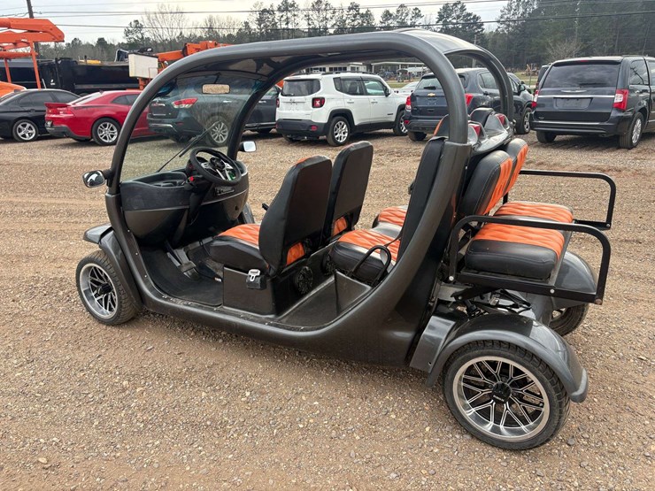 2002-gem-6-seater-72-volt-golf-cart-image-2