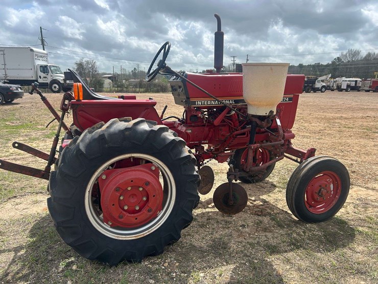 international-274-image-7