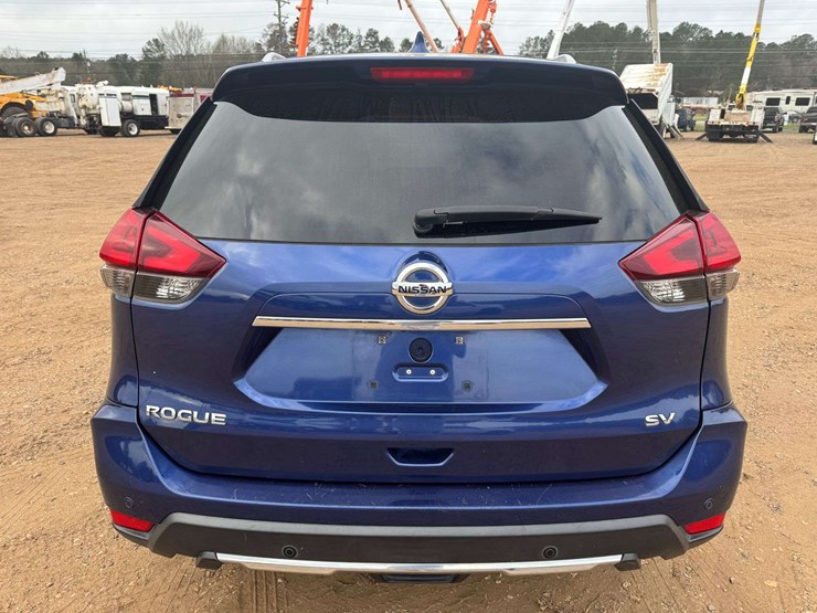 2019-nissan-rouge-sv-4-door-suv---202,021-miles-image-6