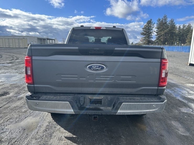 2021-ford-f150-xlt-image-4