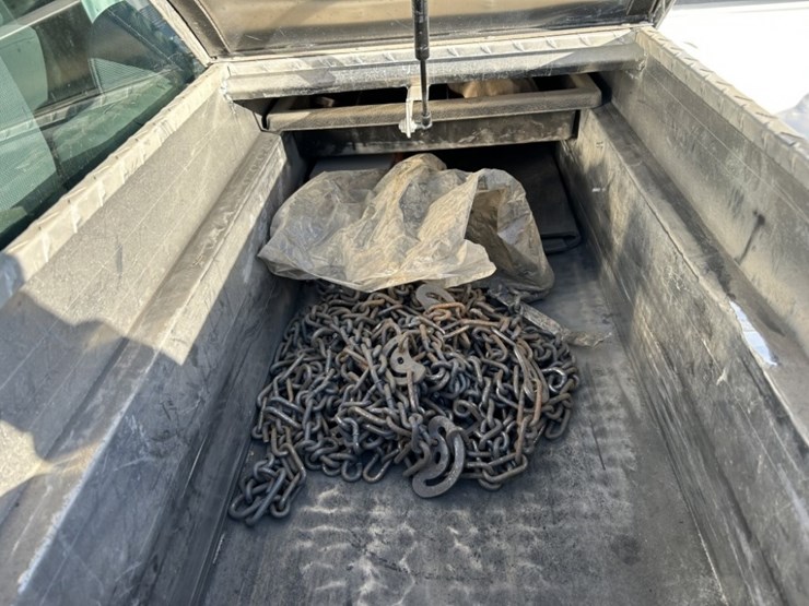 2014-ford-f150-xl-image-36