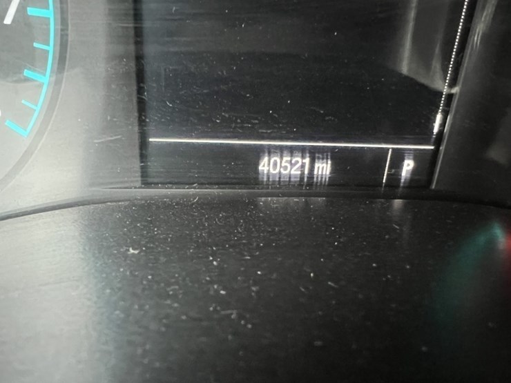 2016-chevrolet-colorado-image-30