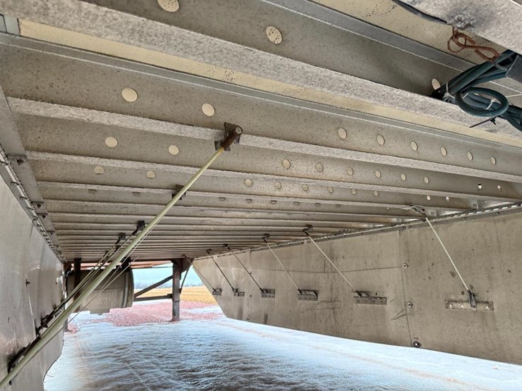 2012-great-dane-refrigerated-image-15