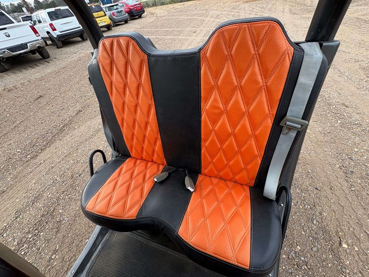 2002-gem-6-seater-72-volt-golf-cart-image-10