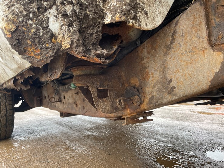 2009-chevrolet-silverado-2500-image-17