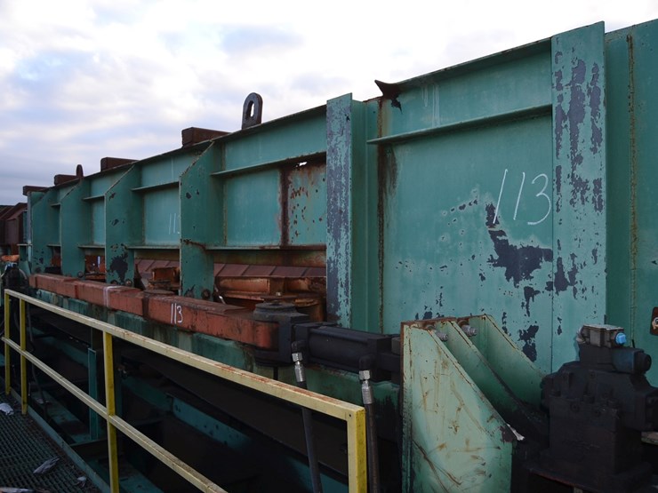 34"x64'-out-feed-belt-w-8-arm-sweep-kickers-w/-steel-support-no-drive-image-3