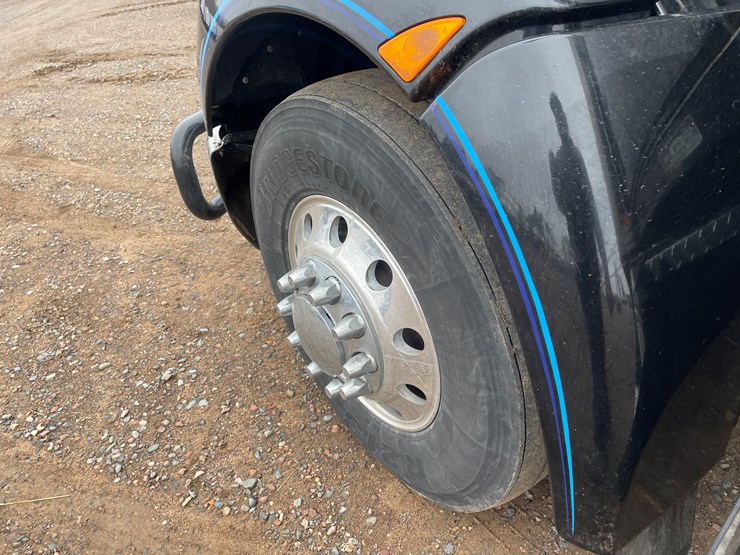 2022-kenworth-t370-image-28