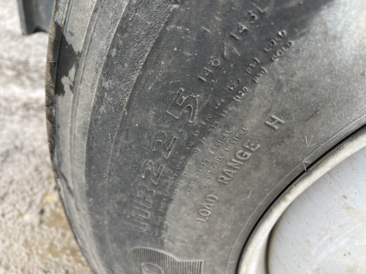 2013-international-7500-s/a-dump-truck-image-16