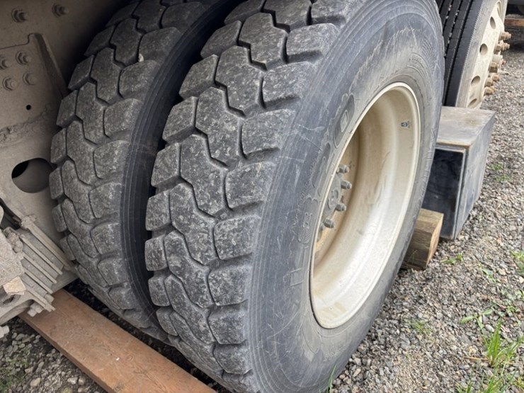 kenworth-t880-image-16