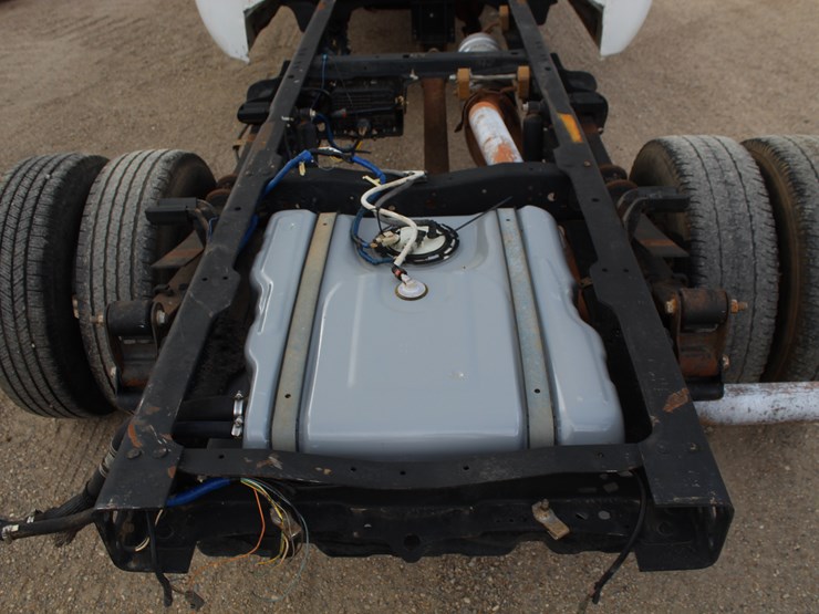 2015-ford-f350-image-8