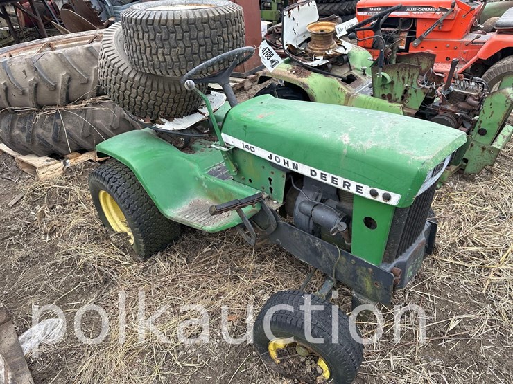 john-deere-140-image-2
