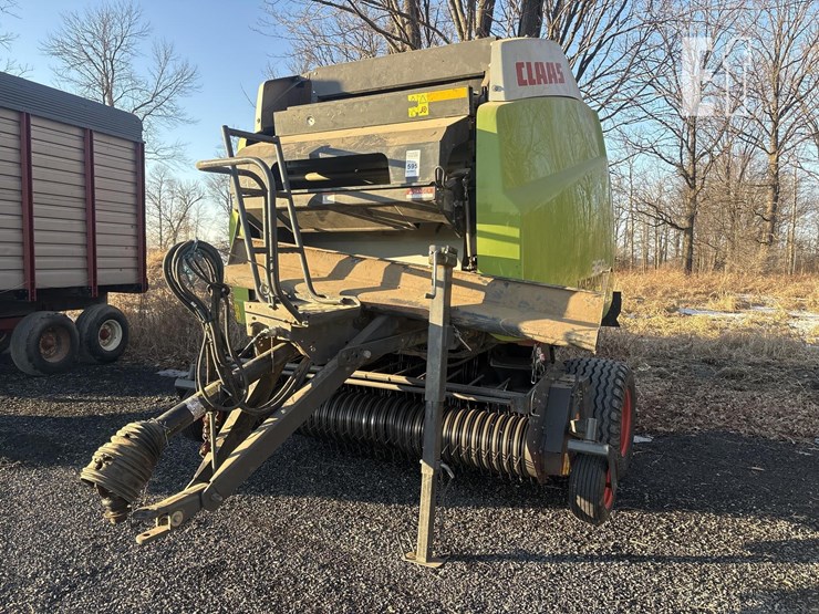 claas-variant-360rc-image-1