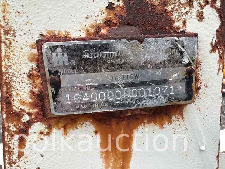 ih-1-bottom-3pt-plow-(wf)-image-4