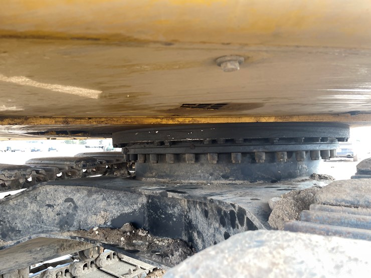 caterpillar-312f-image-12