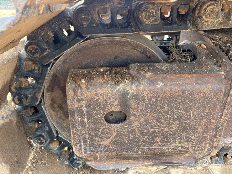 2015-komatsu-pc210-lc-10-image-25