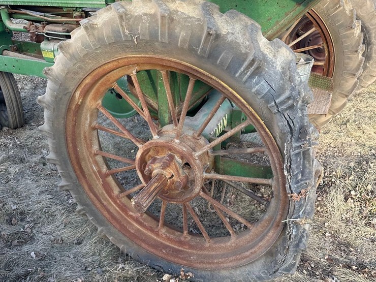 john-deere-b-image-11