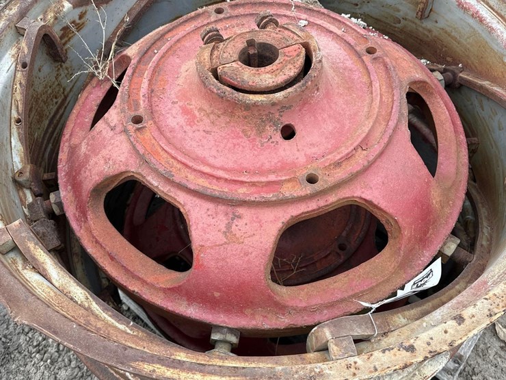 (2)-ih-38"-power-set-wheels-&-centers-(wf)-image-2