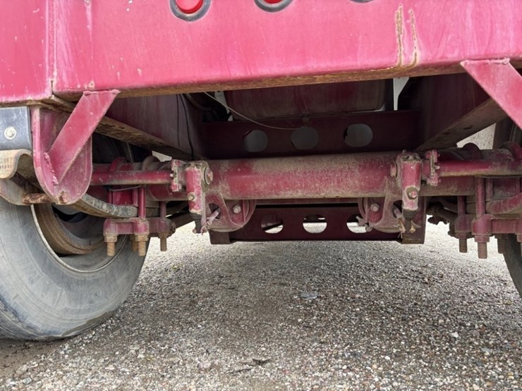 2016-dc-t/a-double-drop-pup-trailer-image-21