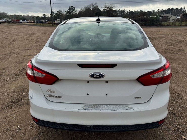 2012-ford-focus-sel-4-door-sedan---115,557-miles-image-6