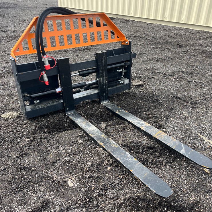 #5027 • New Land Honor Hydraulic Pallet Forks