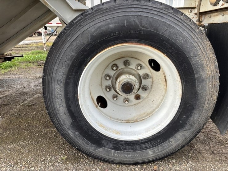 1968-titan-trailer-image-11