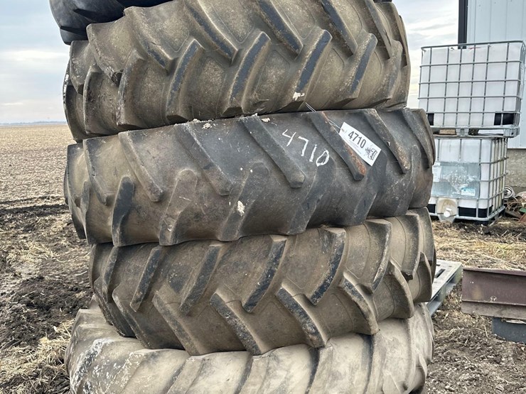 (6)-15.5-38-tires-(wf)-image-1