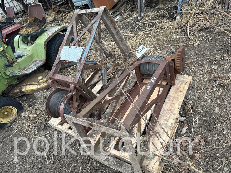 (2)-cable-winches-(wf)-image-1