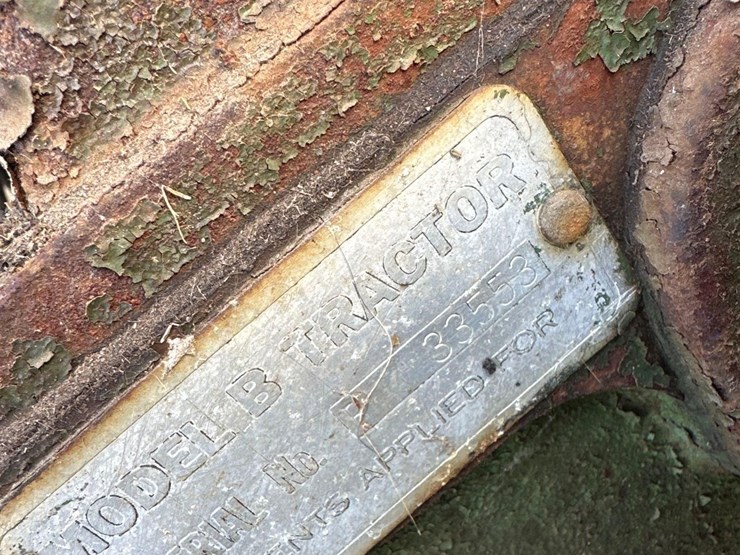 john-deere-b-image-11