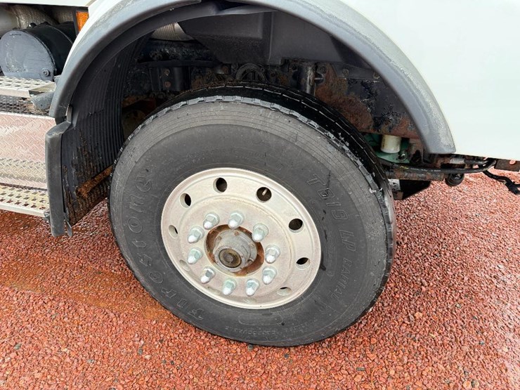 #280-•-lot-280-image-12