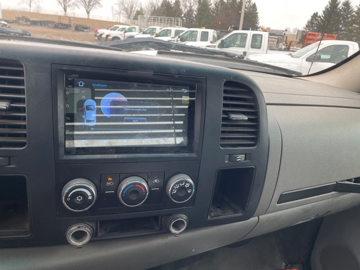 2009-chevrolet-silverado-2500-image-27