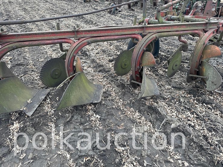 4-bottom-pull-type-plow---14"-(hess)-image-7