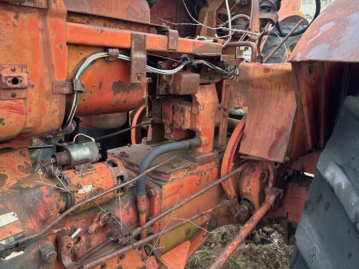 international-660-image-7