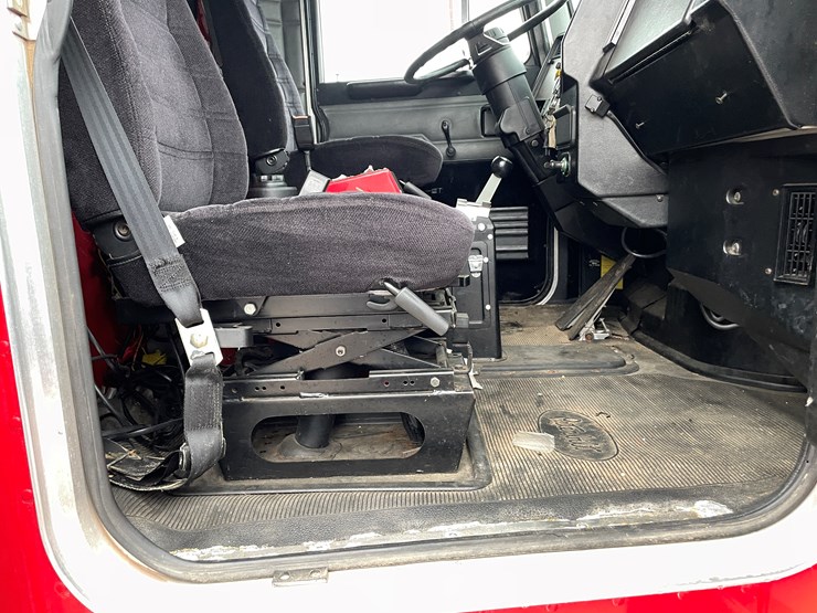 1991-peterbilt-377-image-58