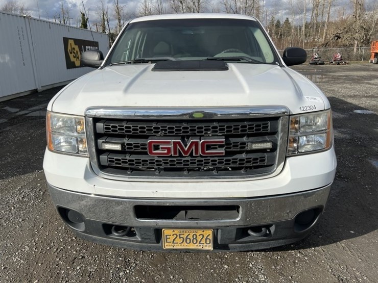 2012-gmc-sierra-extra-cab-4x4-pickup-image-8