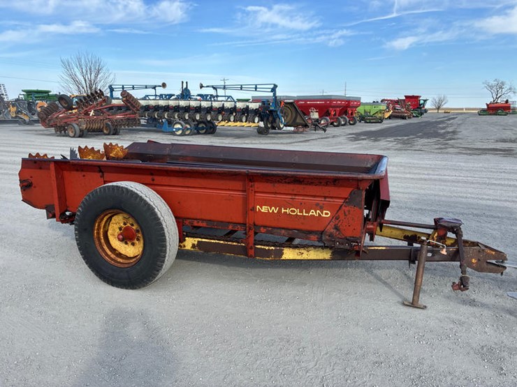 new-holland-513-image-3