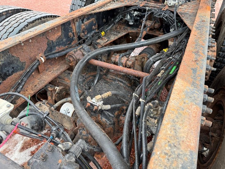 #280-•-lot-280-image-36