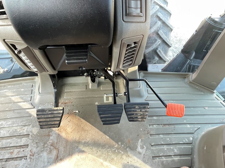 #101-•-case-ih-185-puma-tractor-(2nd-owner)-image-67