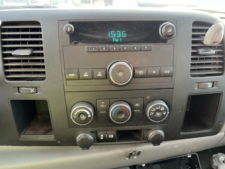 2012-gmc-sierra-extra-cab-4x4-pickup-image-28