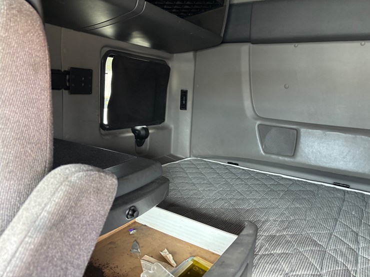 2018-international-lt-image-23