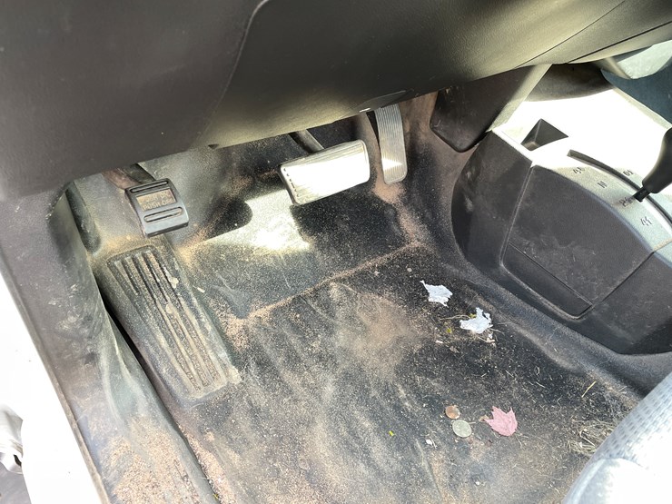 #1474-•-2014-chevy-silverado-pickup-truck-(has-mn-title)-image-45