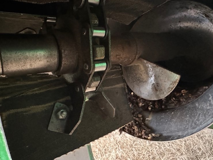 2014-john-deere-s680-image-9