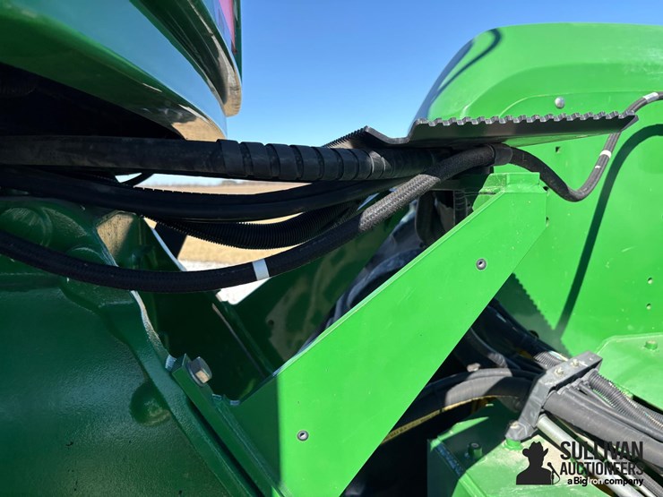 2005-john-deere-9320-image-18