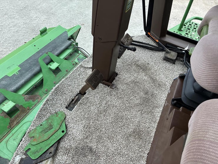 2004-john-deere-9660-sts-image-99