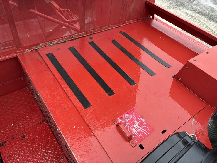 2000-case-ih-2388-image-79